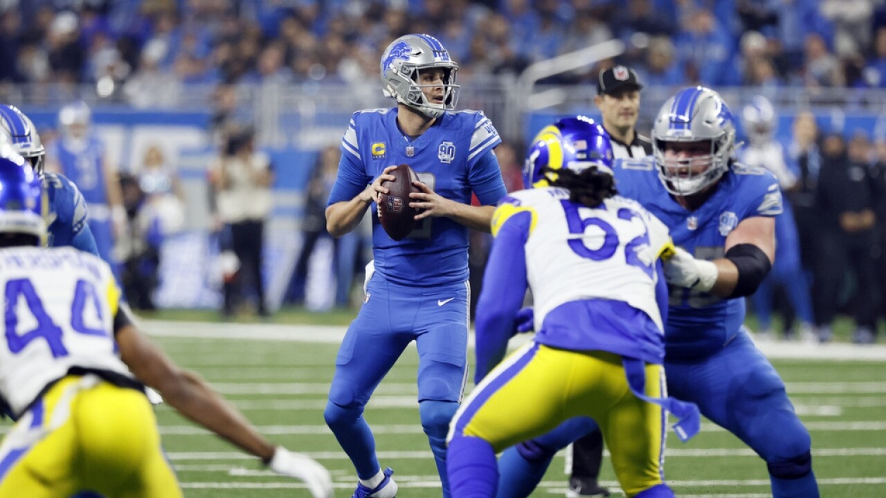 Detroit Roars Back To Glory: Lions Clinch Playoff Victory After 32 ...