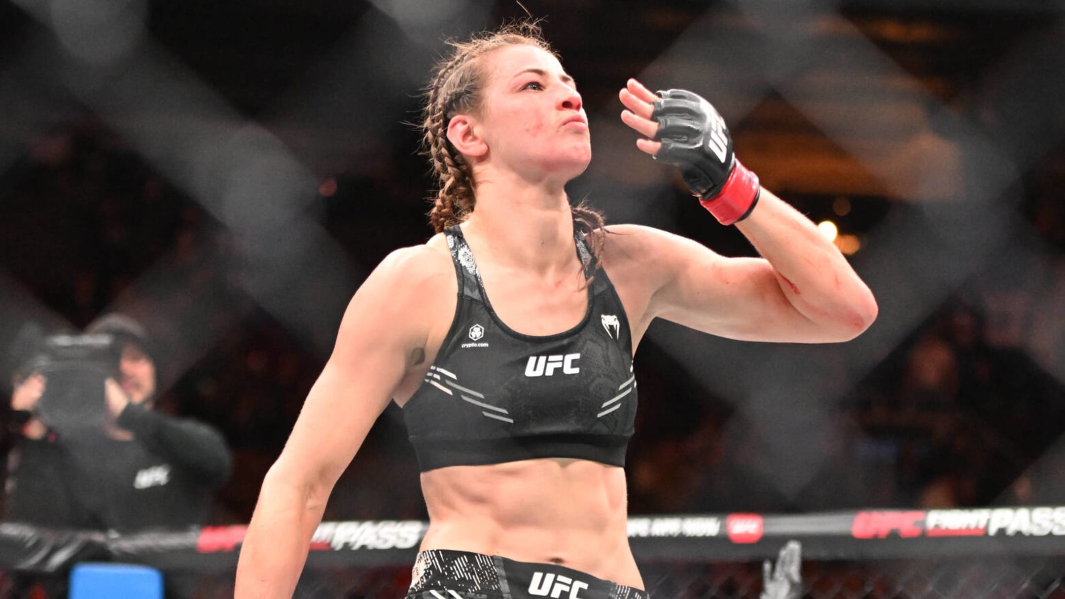 Jasmine Jasudavicius Triumphs with Historic Anaconda Choke at UFC 297