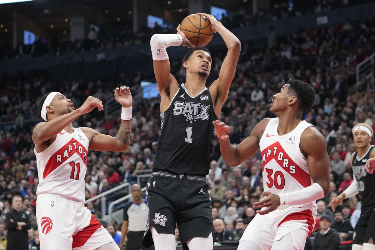 Kings Shine in Thrilling Victory Over Spurs: A Showcase of Talent and Strategy