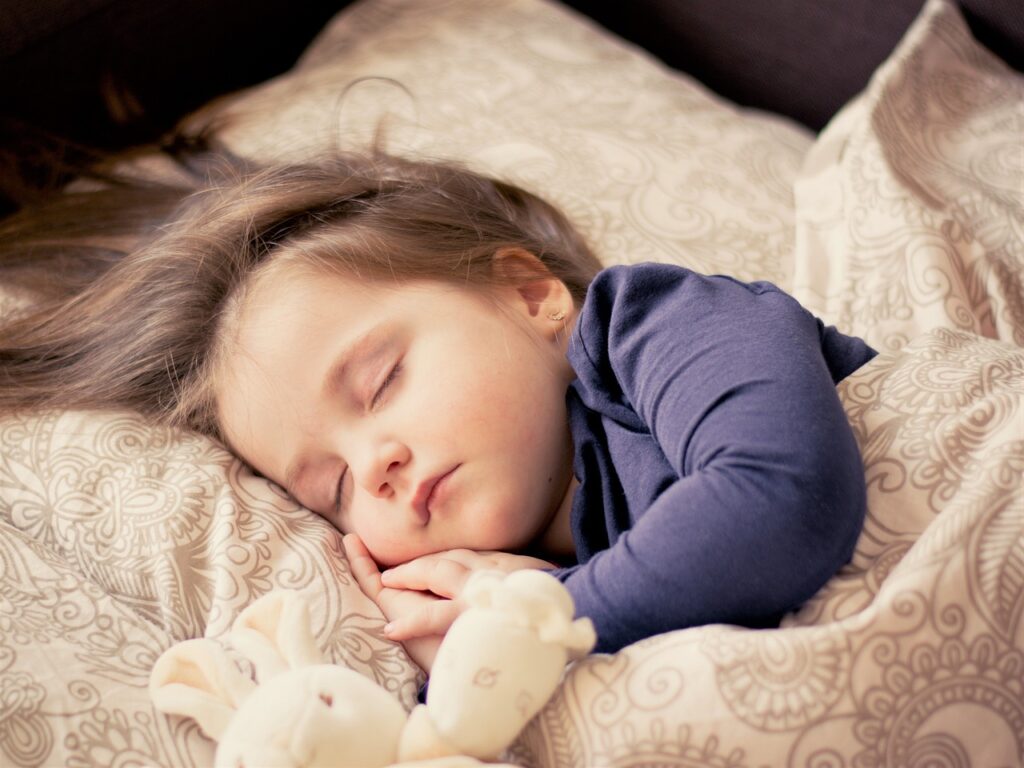 Study Uncovers Unsafe Sleep Practices Linked to Sudden Infant Deaths