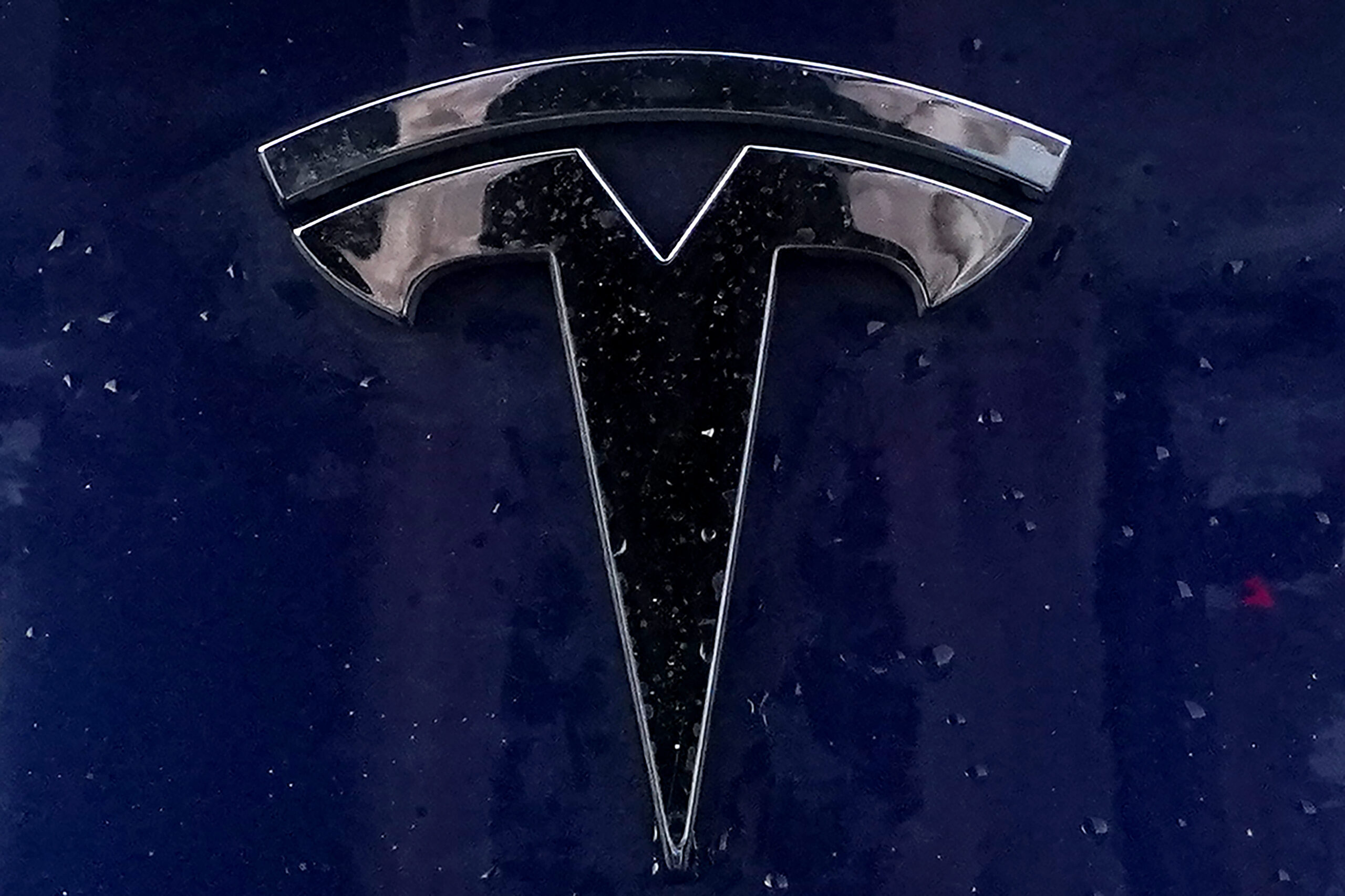 A Legal Tug-of-War: Lawyers Seek .6 Billion from Tesla Following Musk’s Voided Pay Package