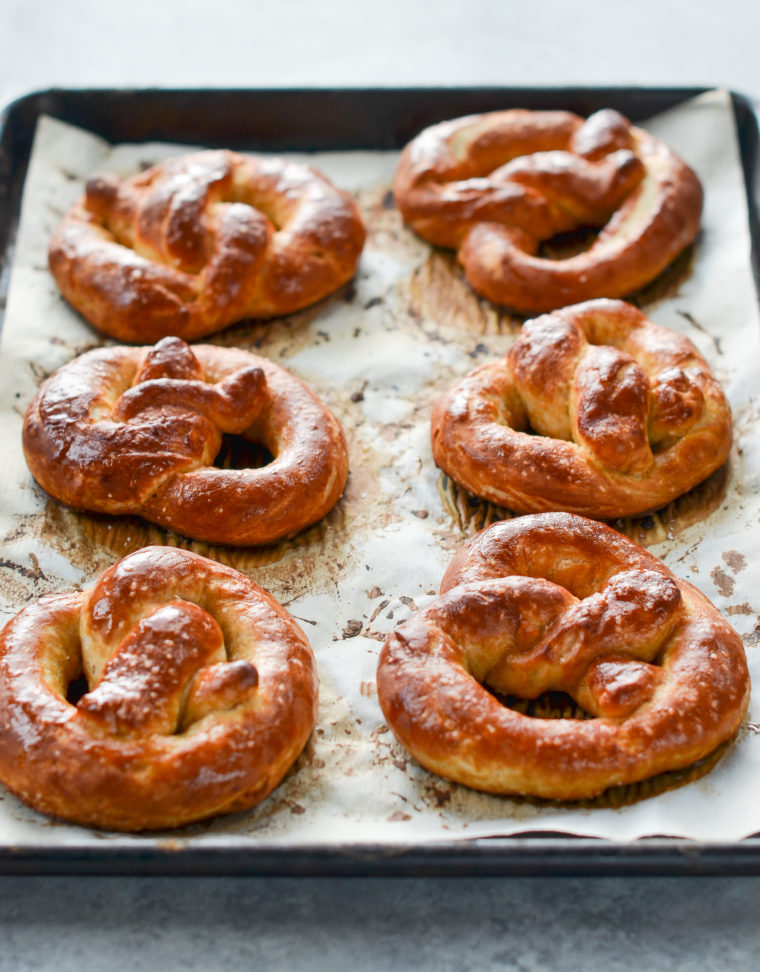 Bake Like a Pro: Crafting Auntie Anne’s-Style Buttery Soft Pretzels at Home