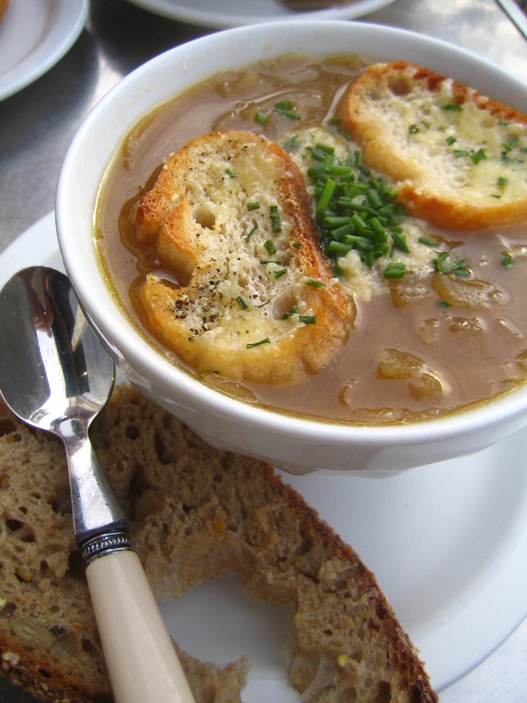 How to Make the Ultimate Beef Short Rib French Onion Soup with Gruyere Cheese Garlic Bread