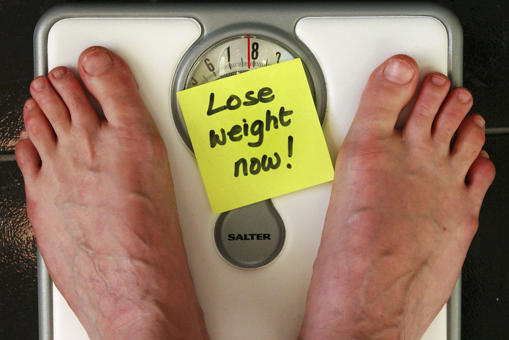 The Weight Loss Paradox: Spending Billions on Diets That Don’t Break the Bank