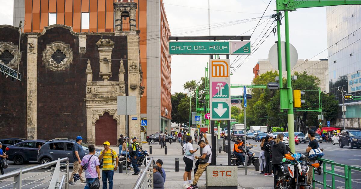 Mexico City Unveiled: A Casual PSA with Insider Tips for the American Traveler - Vimarsana News
