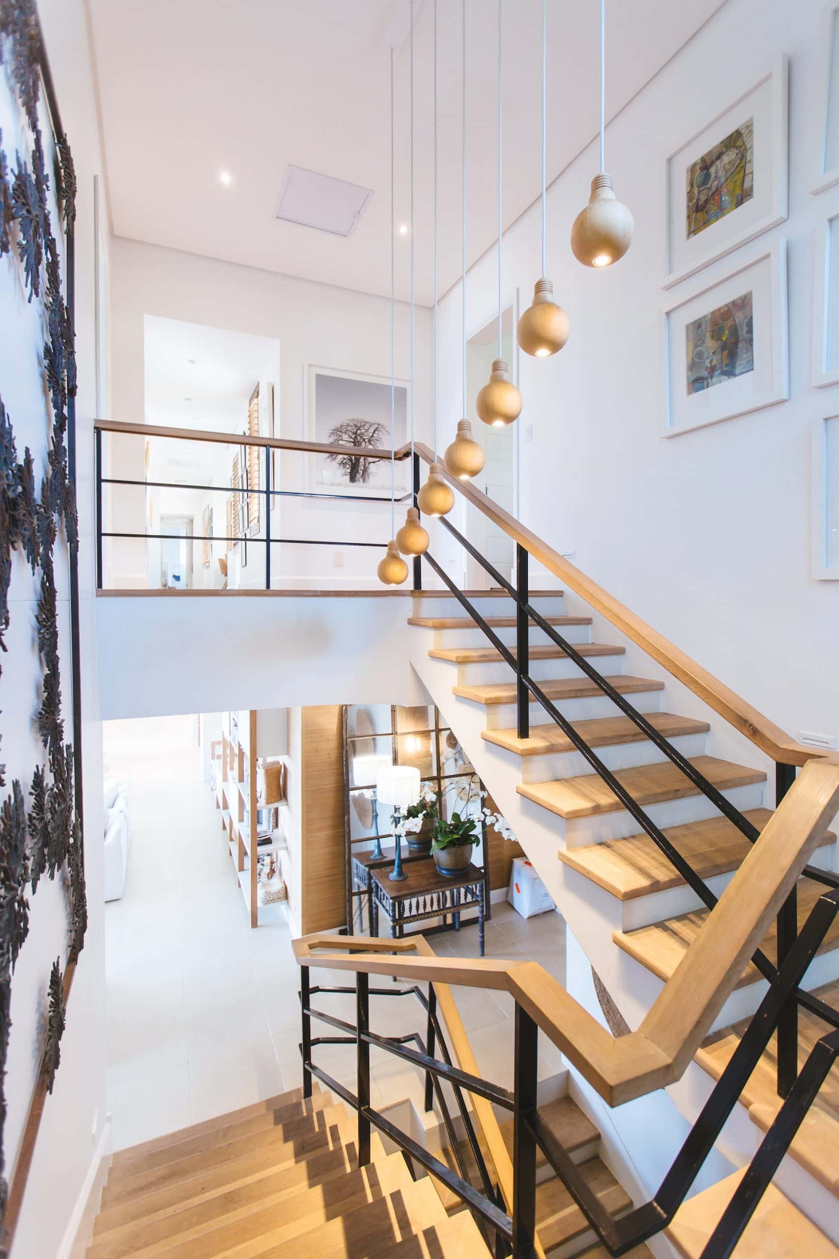 Styling Staircase Alcoves: A Guide to Aesthetic and Functional Decor Styling Staircase Alcoves: A Guide to Aesthetic and Functional Decor
