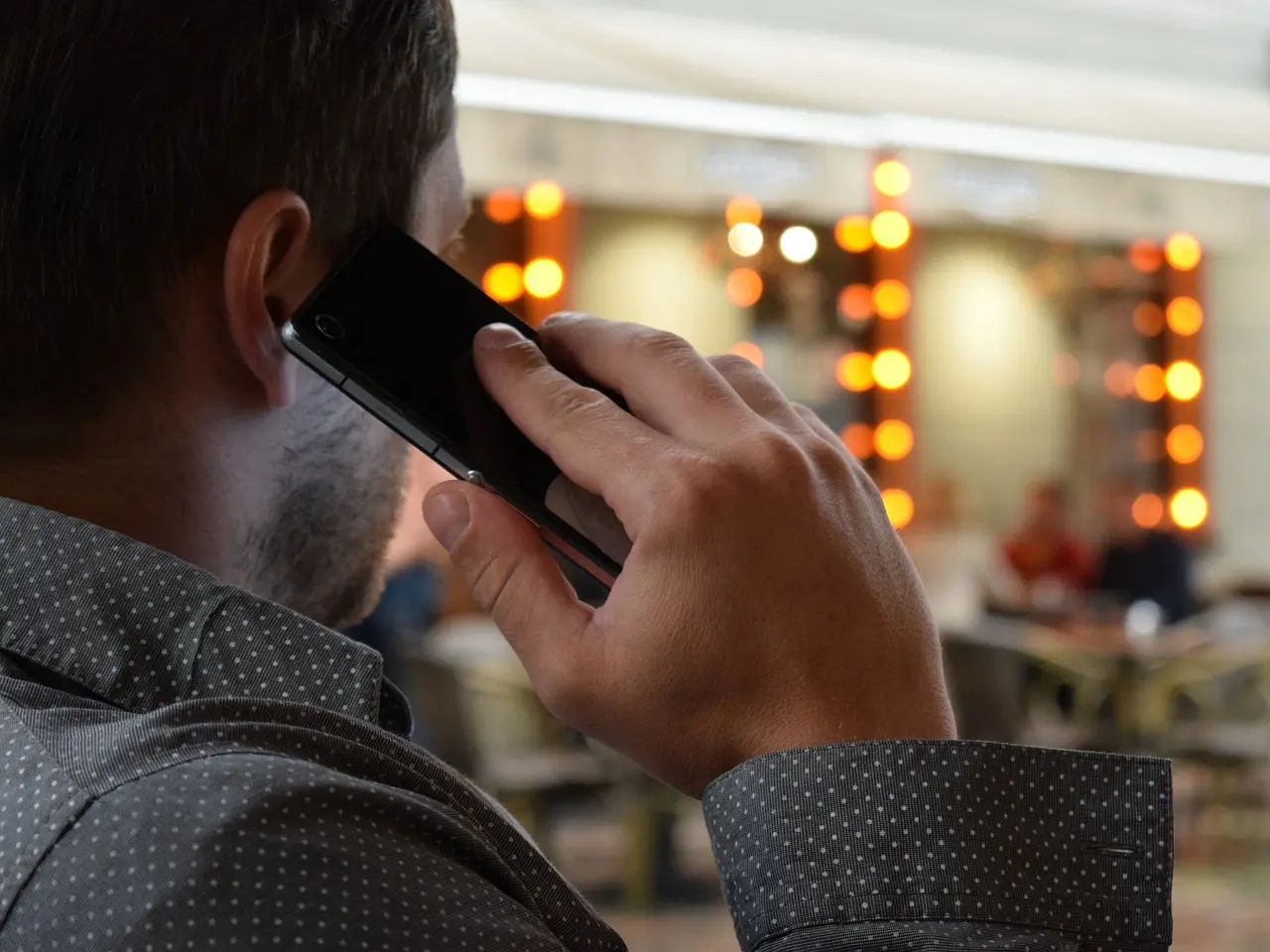 Breaking Free: Embracing Life Beyond the Cell Phone Addiction
